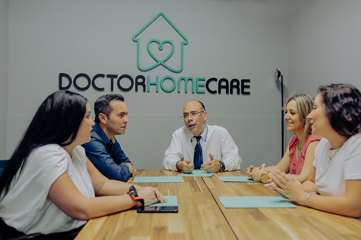 DOCTORHOMECARE-TEAM
